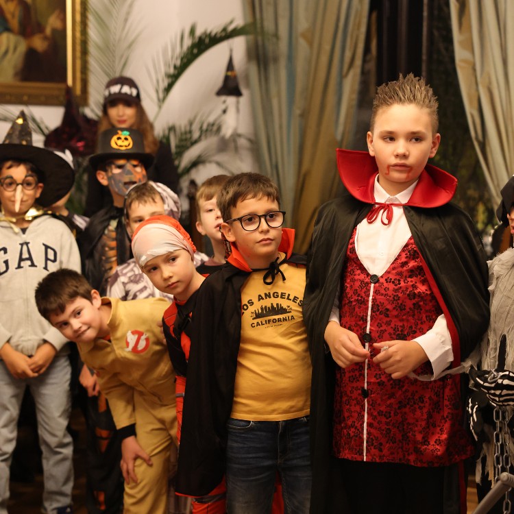 EkoGroup Vila, Halloween